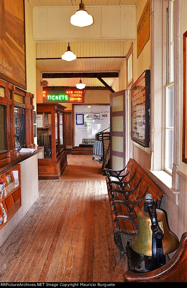 Inside the Station - Illinois Railway Museum